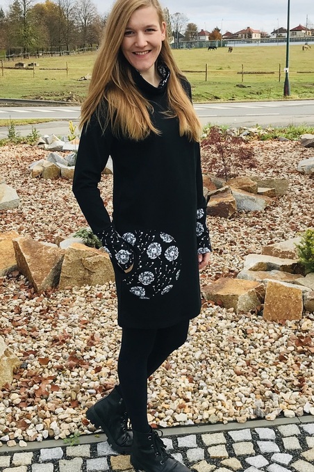 Hoodie Long Collar Black and Black/White Dandelions Fluff