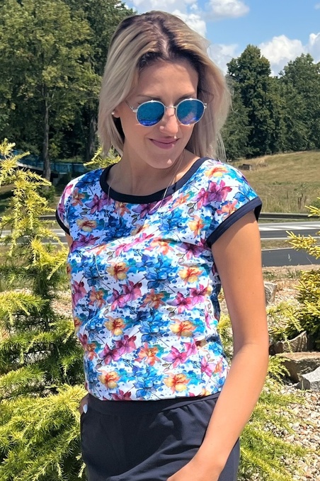 Tričko Carri barevná kvítka