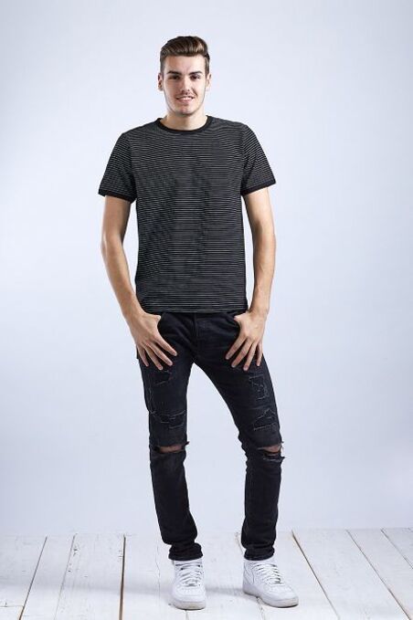 Men's T-Shirt Black/White Thin Stripes