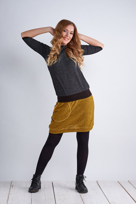 T-shirt 3/4 Sleeve Black Jeans